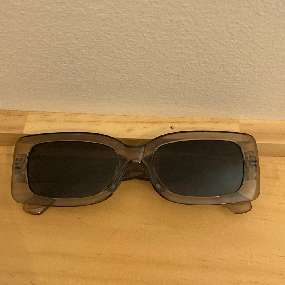 Gray Glasses